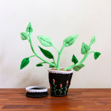 Load image into Gallery viewer, Felt Potted Plant