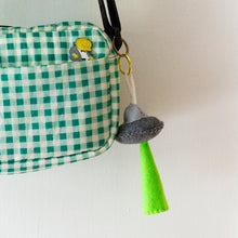 Load image into Gallery viewer, Bag Abductions