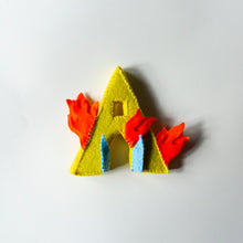 Load image into Gallery viewer, Felt Burning Temples From a Pretty Mid Summer