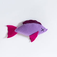 Load image into Gallery viewer, Big Dead Fish Kicker Catnip Toy