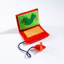 Load image into Gallery viewer, Catnip Laptop Toy