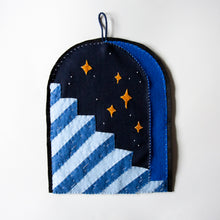 Load image into Gallery viewer, 2D Felt Wall Stairs