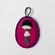 Load image into Gallery viewer, 2D Felt Wall Mushrooms