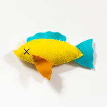 Load image into Gallery viewer, Big Dead Fish Kicker Catnip Toy