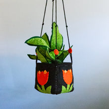 Load image into Gallery viewer, Felt Hanging Plant