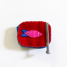 Load image into Gallery viewer, Felt Tinned Fish