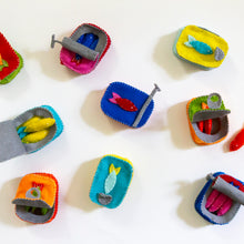 Load image into Gallery viewer, Felt Tinned Fish
