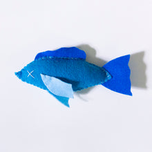 Load image into Gallery viewer, Big Dead Fish Kicker Catnip Toy