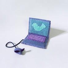 Load image into Gallery viewer, Catnip Laptop Toy