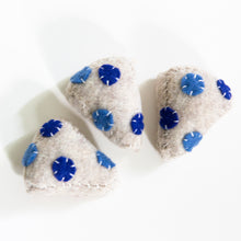 Load image into Gallery viewer, Blueberry Scone Catnip Toy